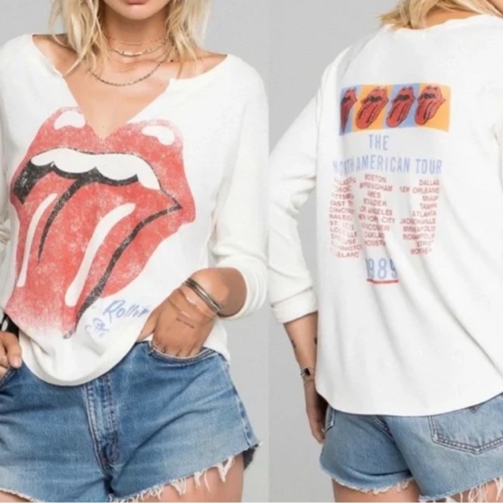 White Graphic Long Sleeve Tee with Red Lips Design